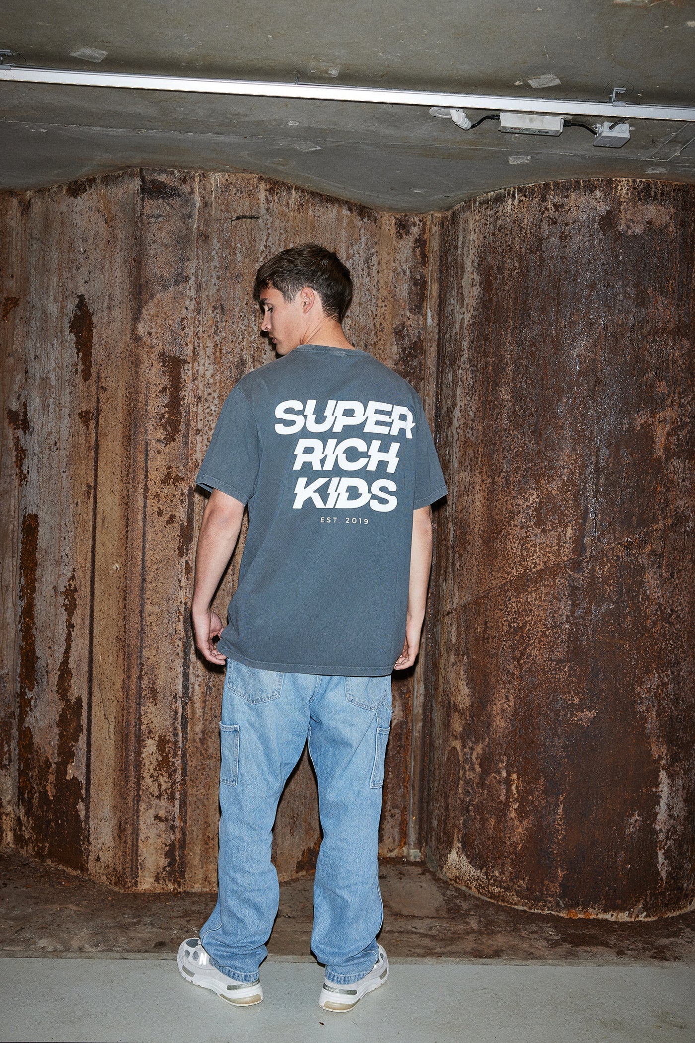 Super Rich Kids T-Shirt Acid Wash wit logo