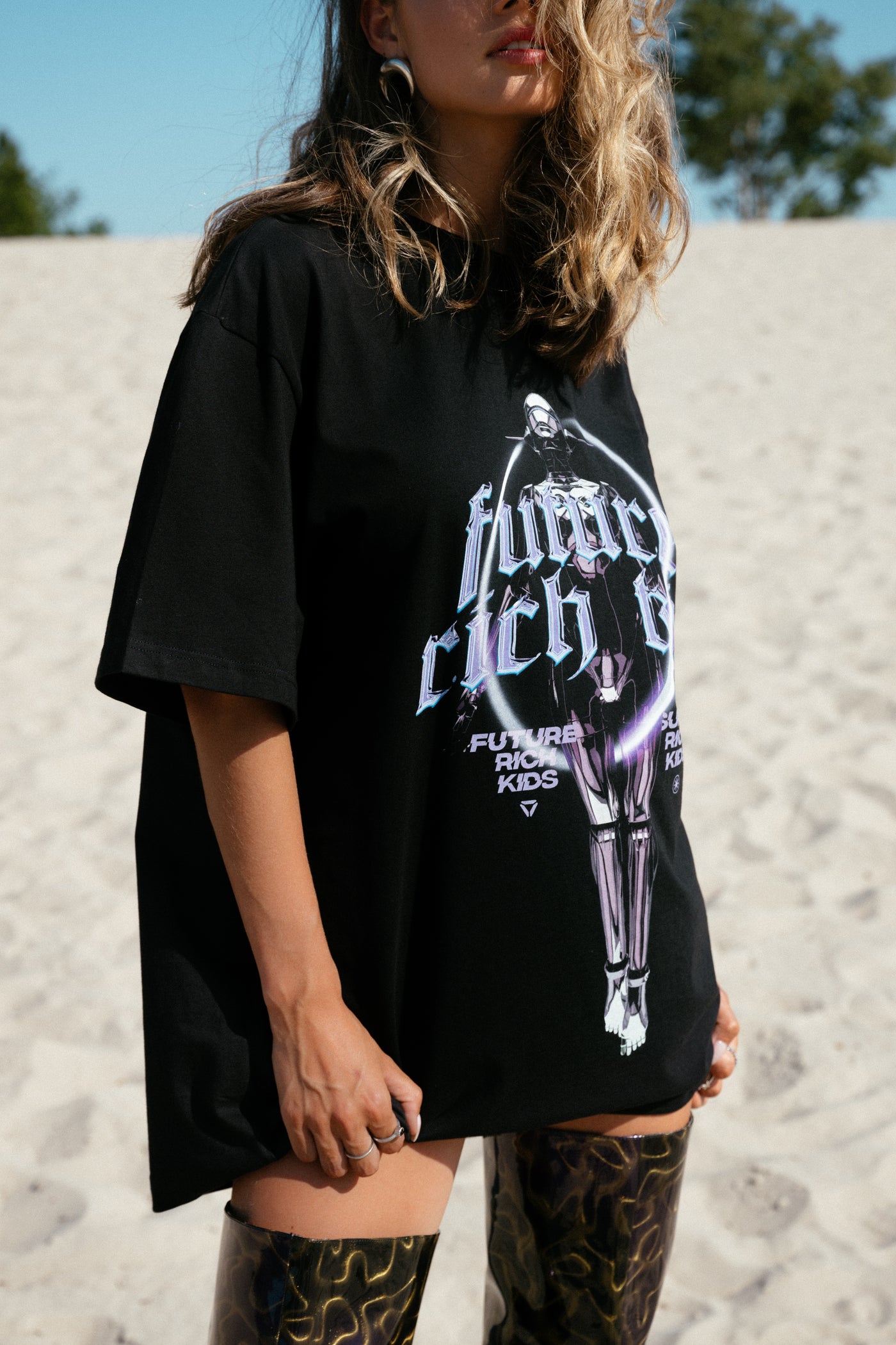 T-Shirt 'Future Rich Kid' Zwart met paars
